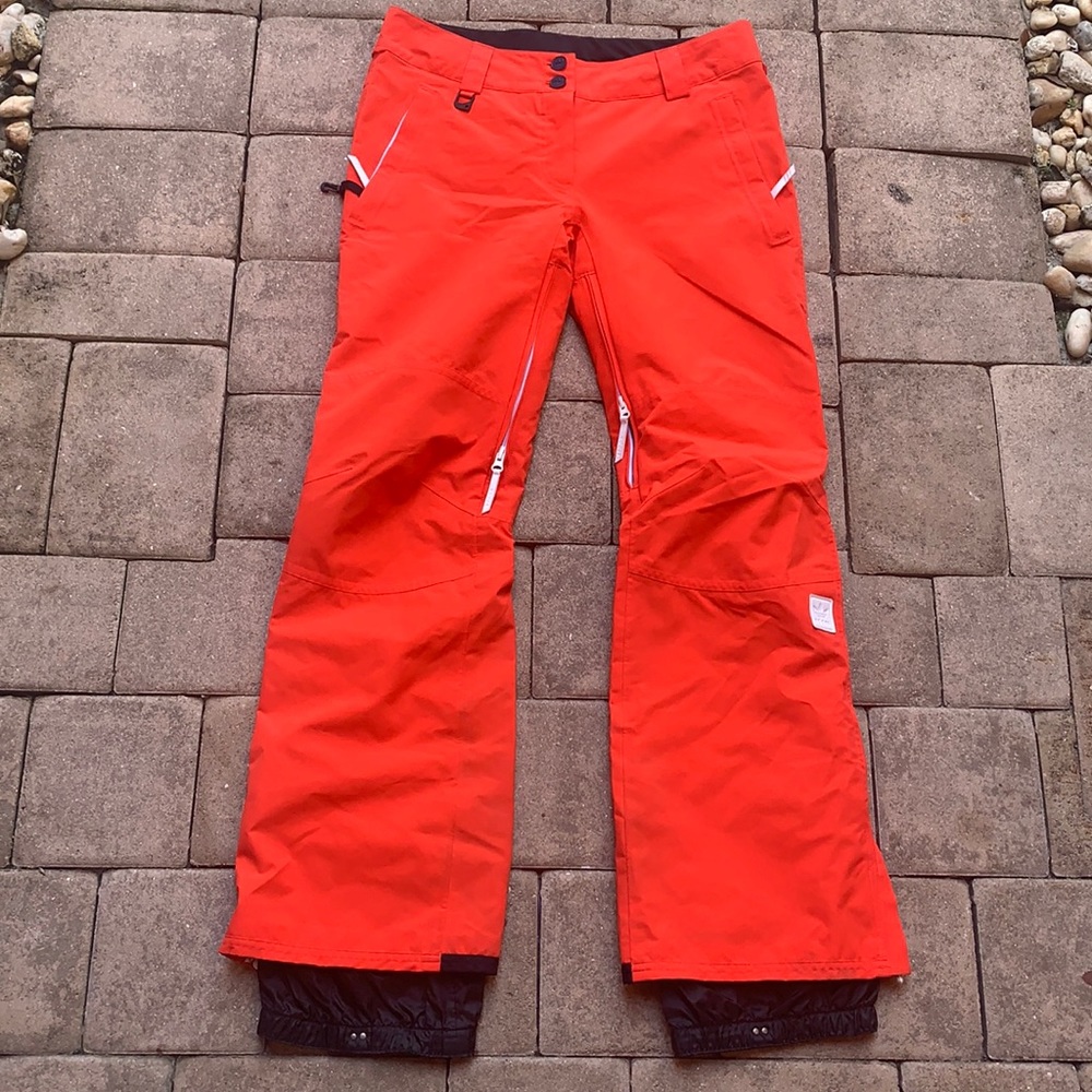 Adidas Women’s snowboarding size M 💥